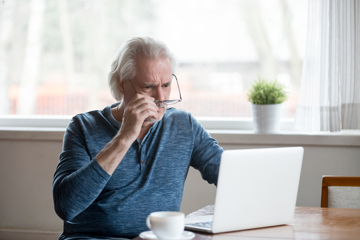 Man shocked online